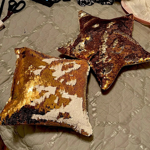 MERMAID~TWO PILLOWS~GOLD/ WHITE~ - Picture 4 of 6